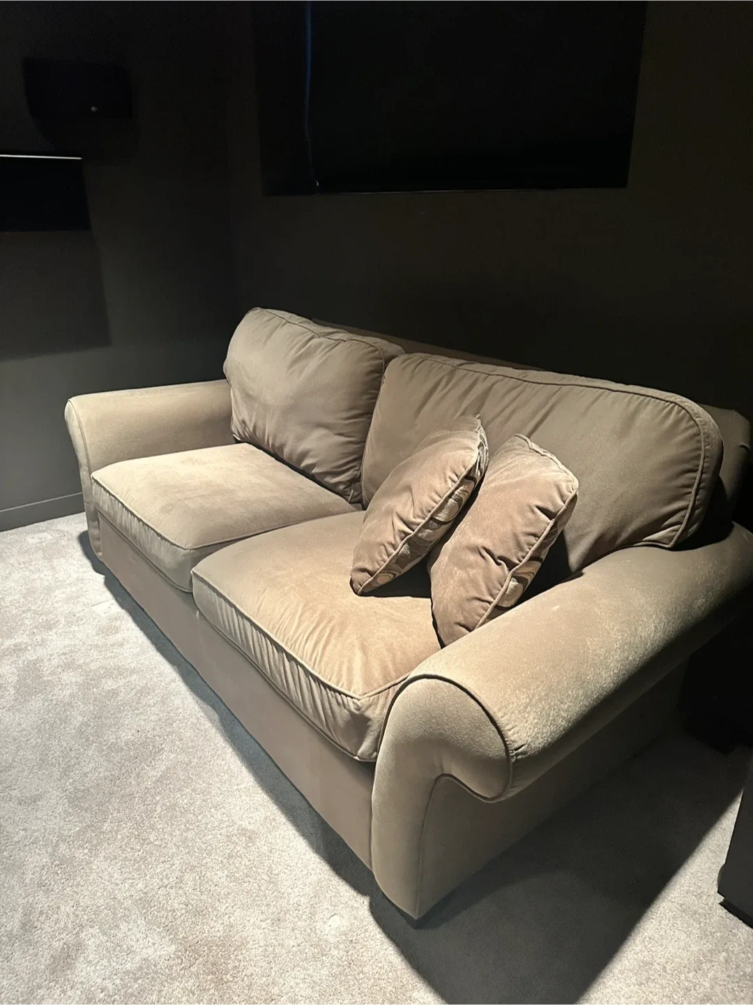 Big Comfy Sofa with Pillows image indicator(2)