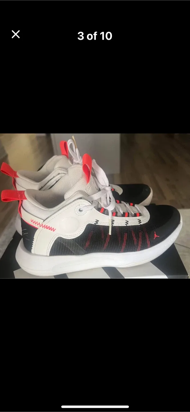 Jordan Flight 23 Basketball Shoes image indicator(3)