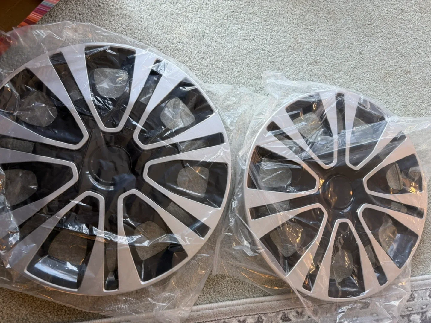 New 15" Car Wheel Covers - Set of 4 image indicator(2)