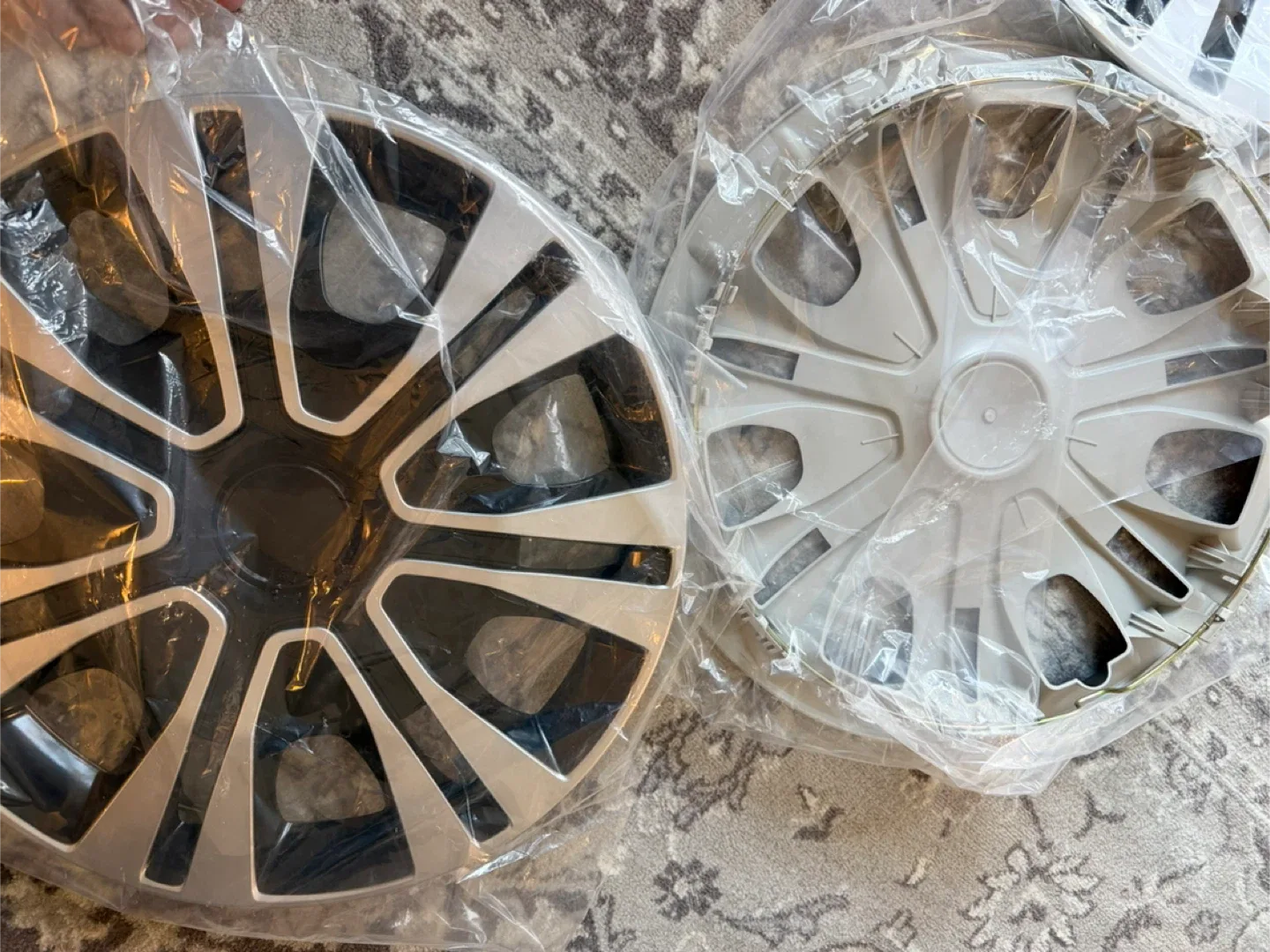 New 15" Car Wheel Covers - Set of 4 image indicator(3)