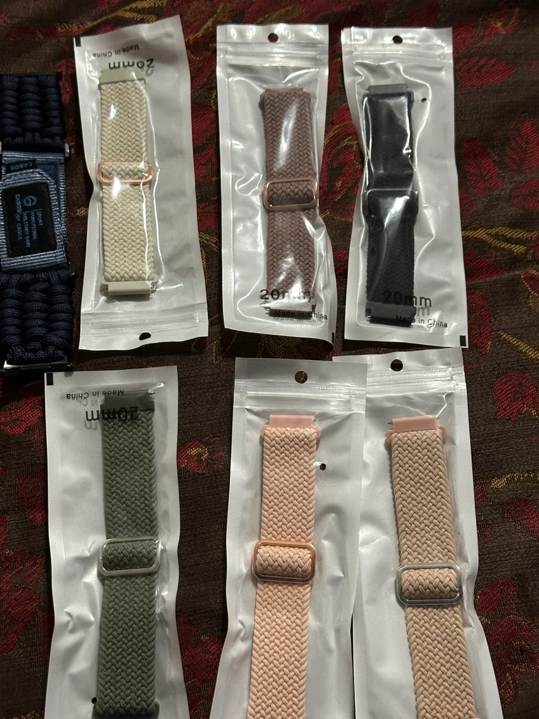 7 New CAGOS 20mm Watch Bands thumbnail