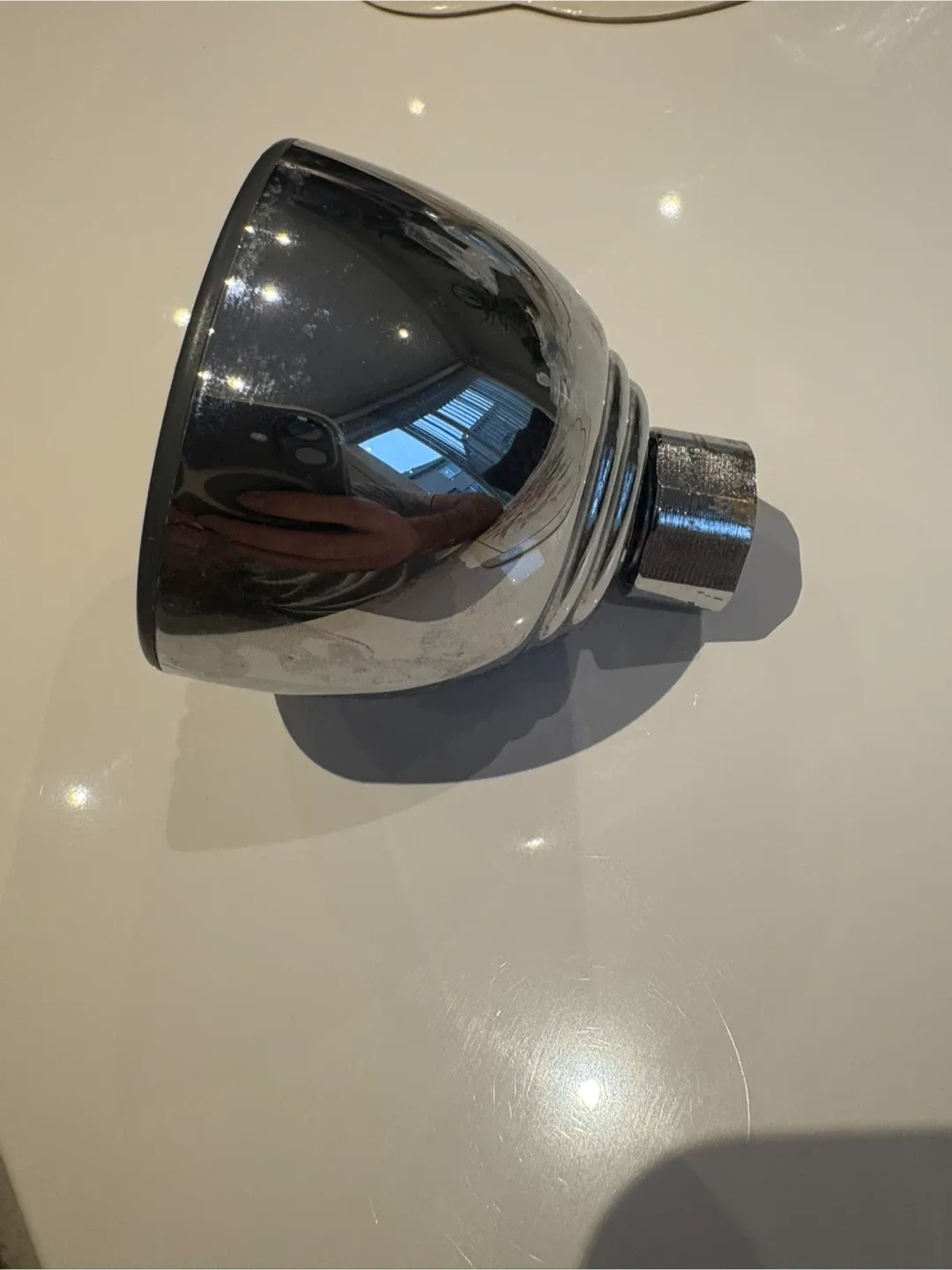 Delta Shower Head - 1.75 GPM image indicator(3)