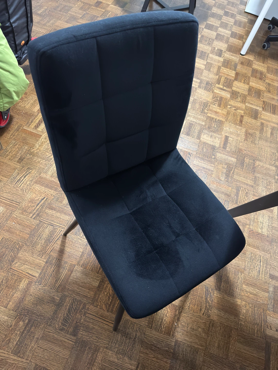 Dining Table with 4 Black Velvet Chairs - photo 3