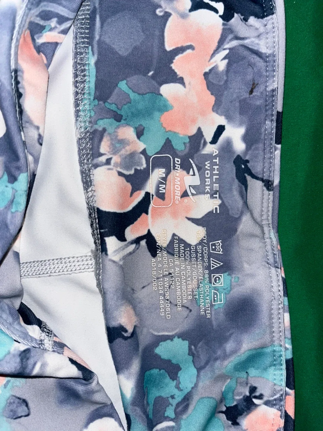 Athletic Works Floral Leggings - Size M image indicator(3)