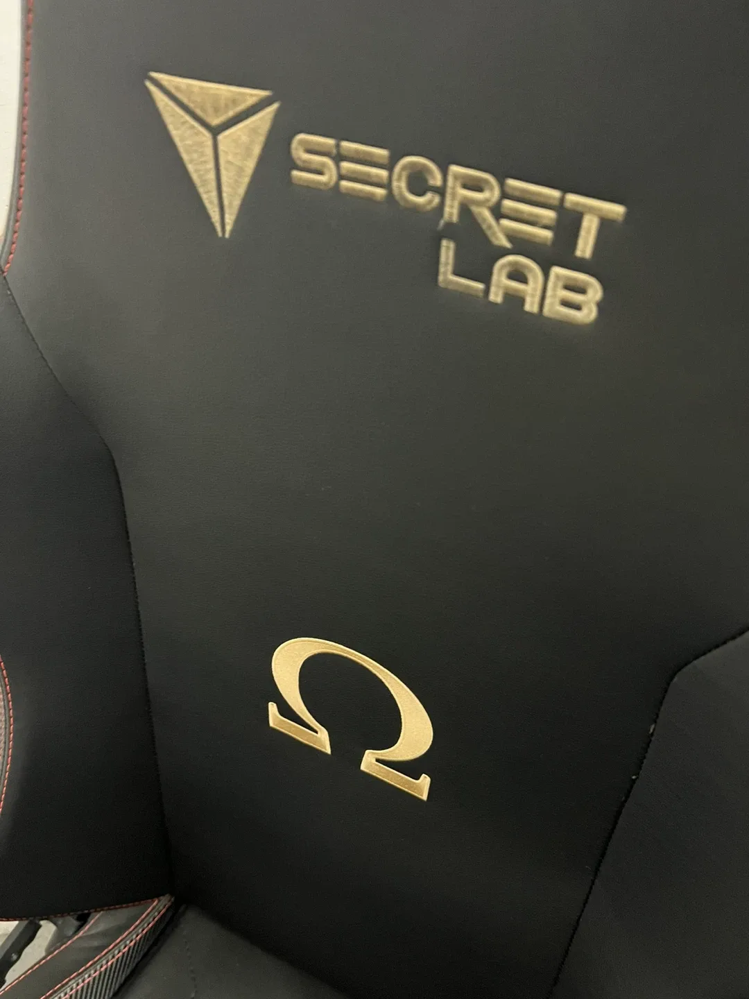 Secretlab Omega Gaming Chair image indicator(4)