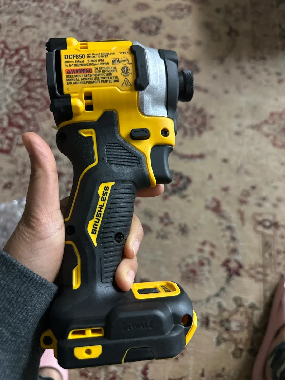 DeWalt DCF850 Impact Driver - Like New! image indicator(3)