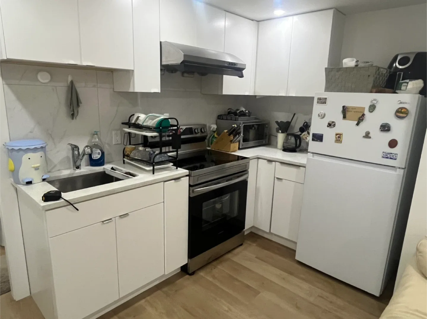 Private Room for Rent in Oakridge image indicator(2)