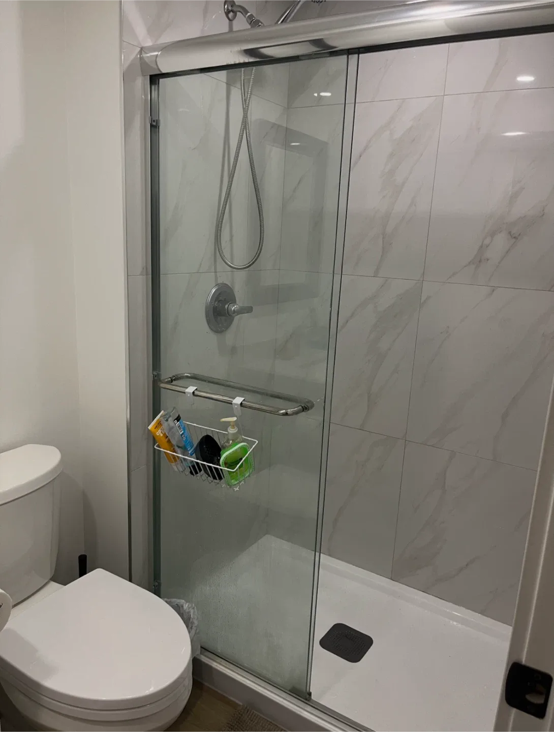 Private Room for Rent in Oakridge image indicator(8)