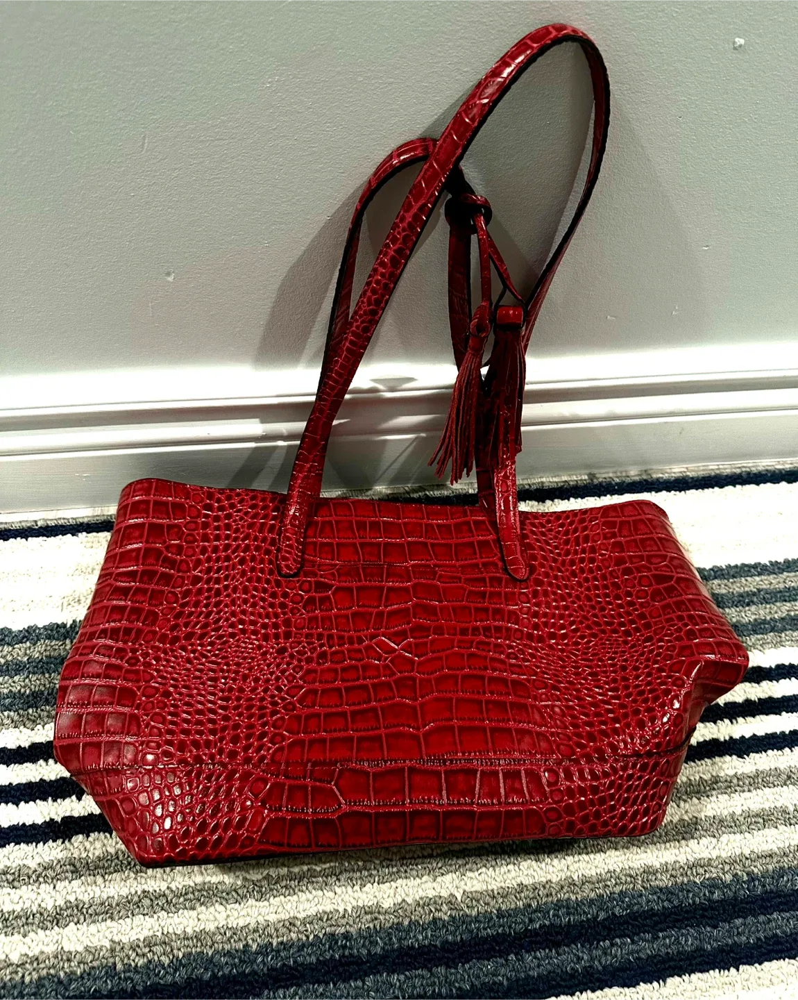 Patricia Nash Red Leather Tote Bag image indicator(5)