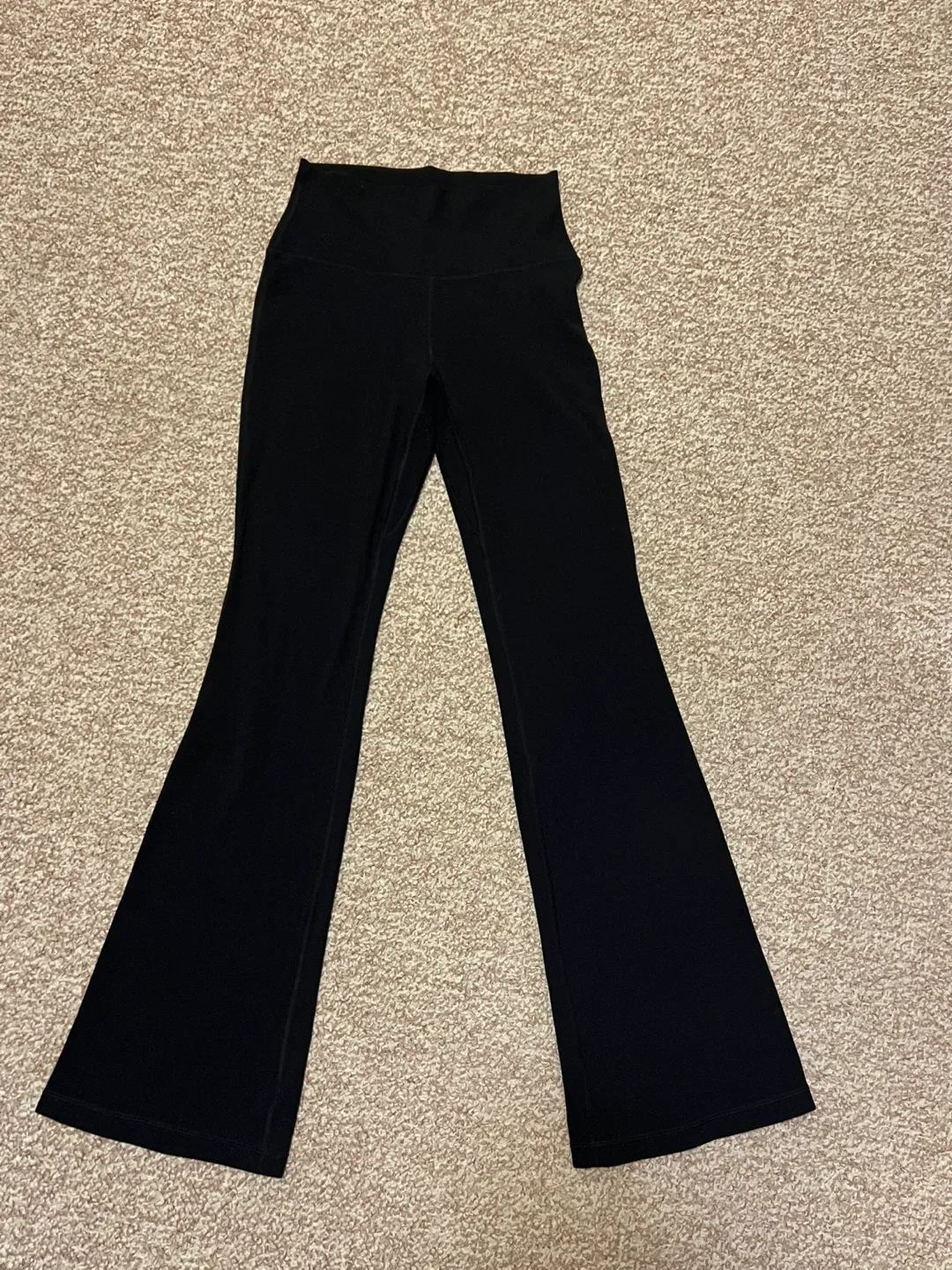 Aritzia Golden Leggings - Size 4 image indicator(2)