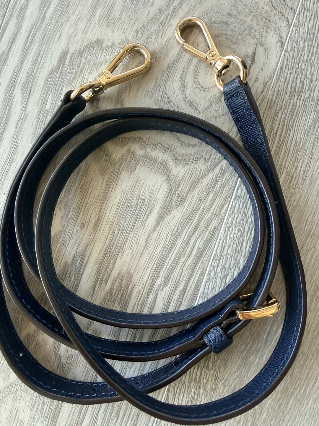 $20 Michael Kors Navy Satchel image indicator(7)