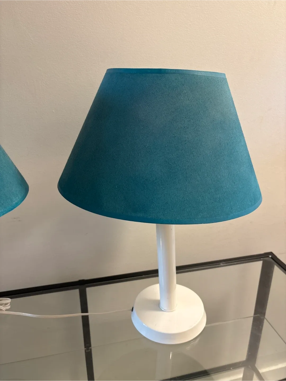Pair of Gorgeous Lamps image indicator(3)
