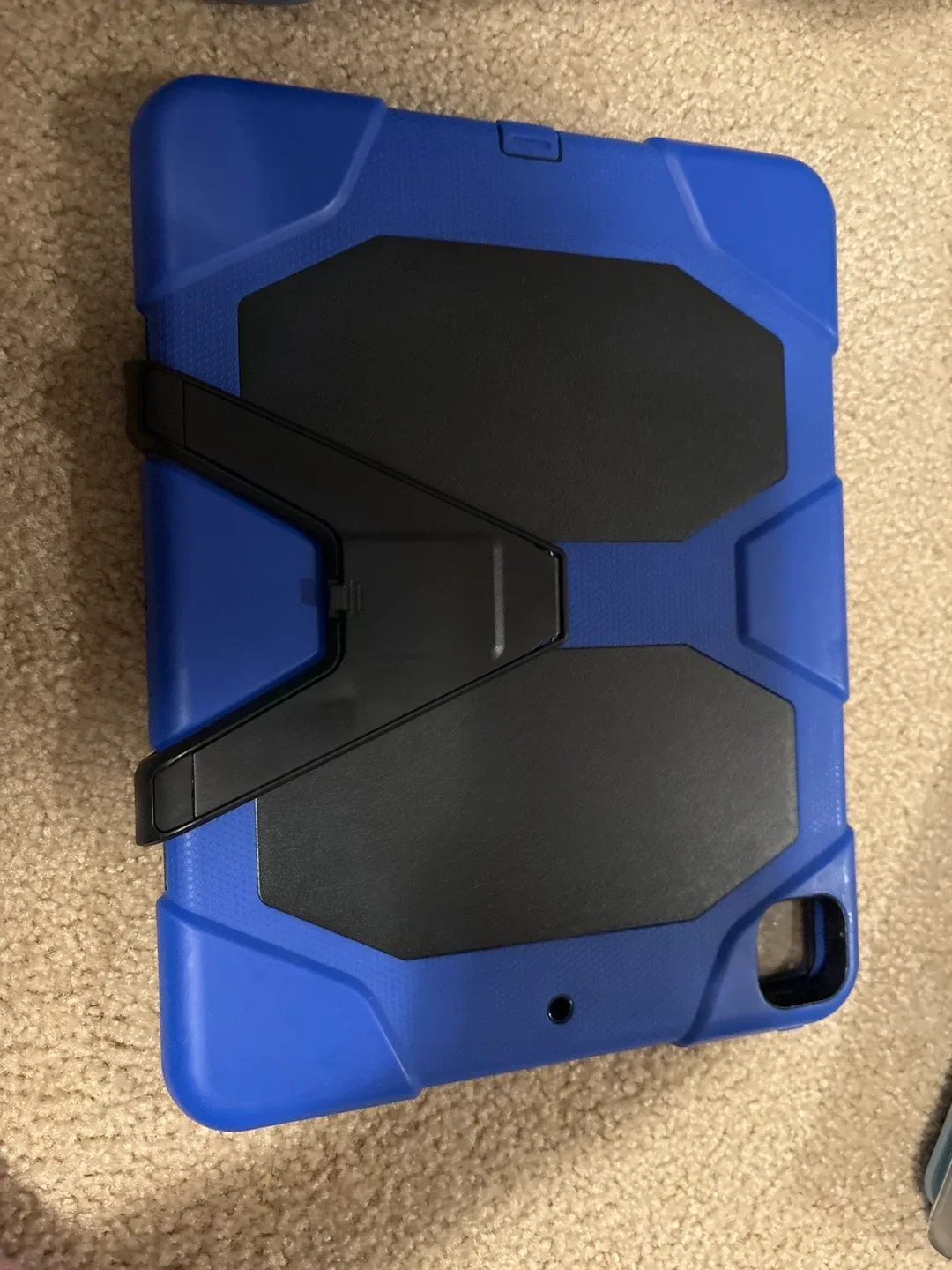 Blue iPad Case Apple iPad 12.9 inch image indicator(2)