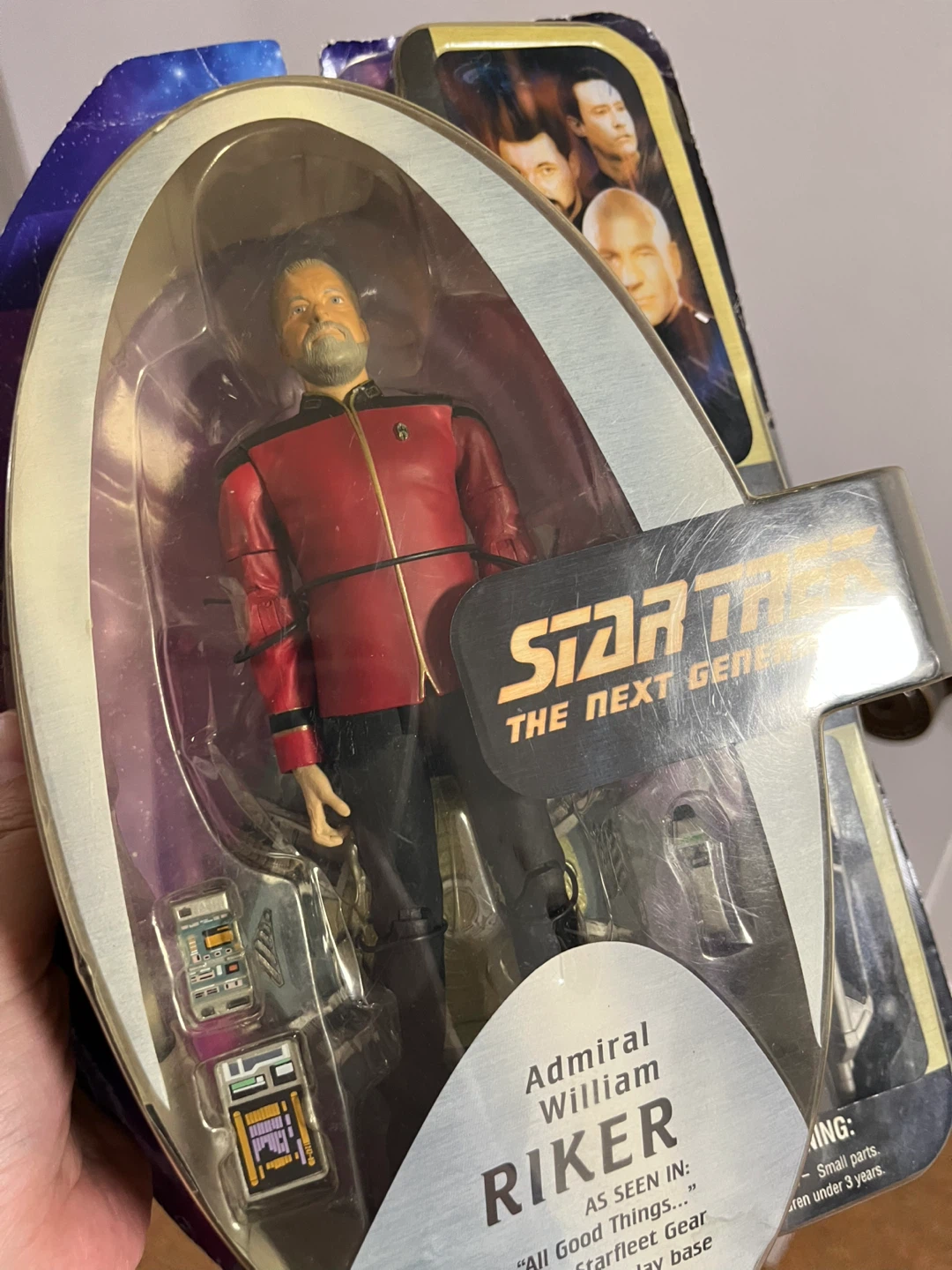 Star Trek: The Next Generation - Admiral William Riker Figure - photo 4
