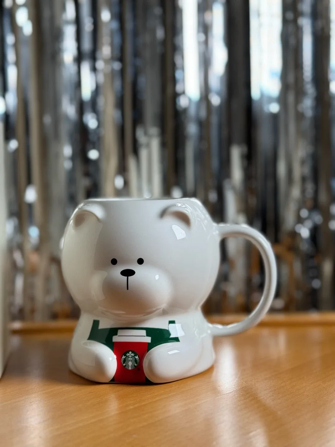 2025 Starbucks Christmas BEARISTA BEAR 12oz CERAMIC Mug image indicator(9)