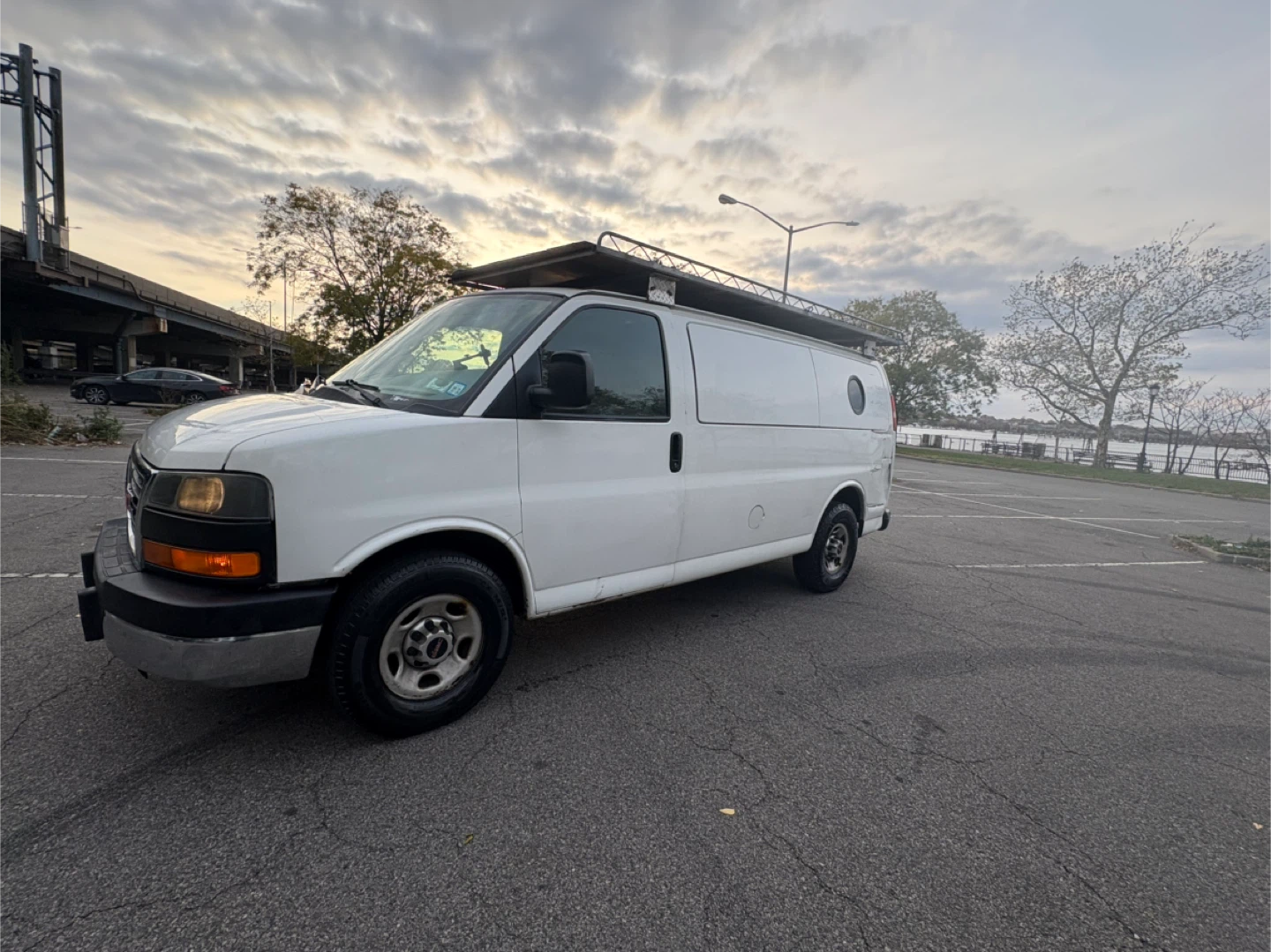 GMC Cargo Van - White - photo 2