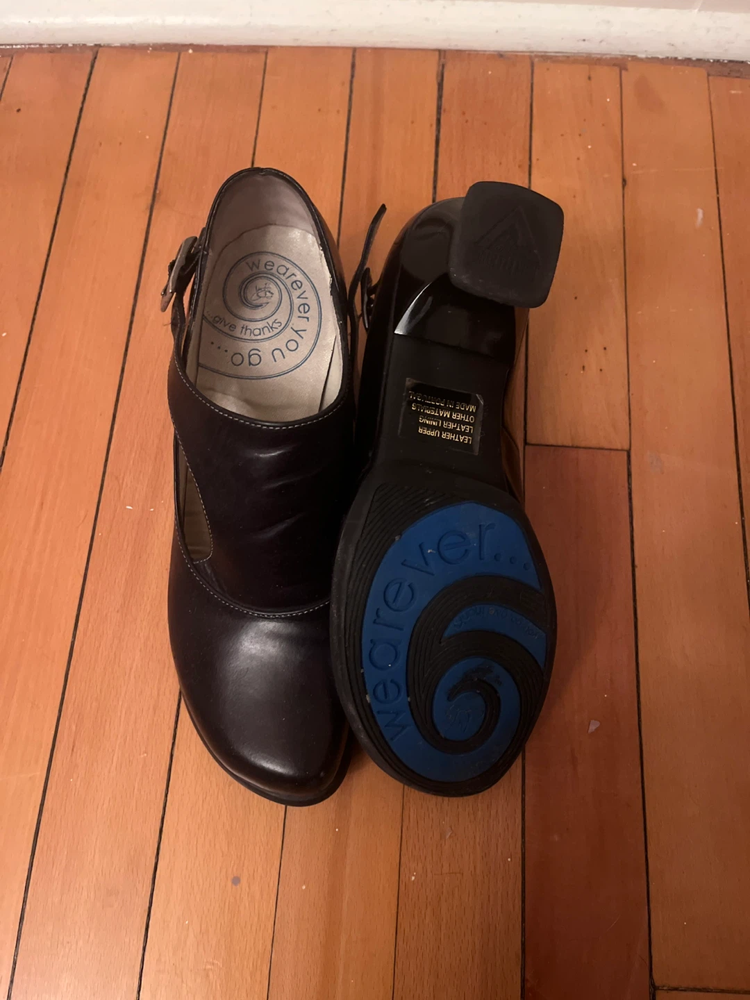 John Fluevog Black Leather Heels – Size 6.5 - photo 3