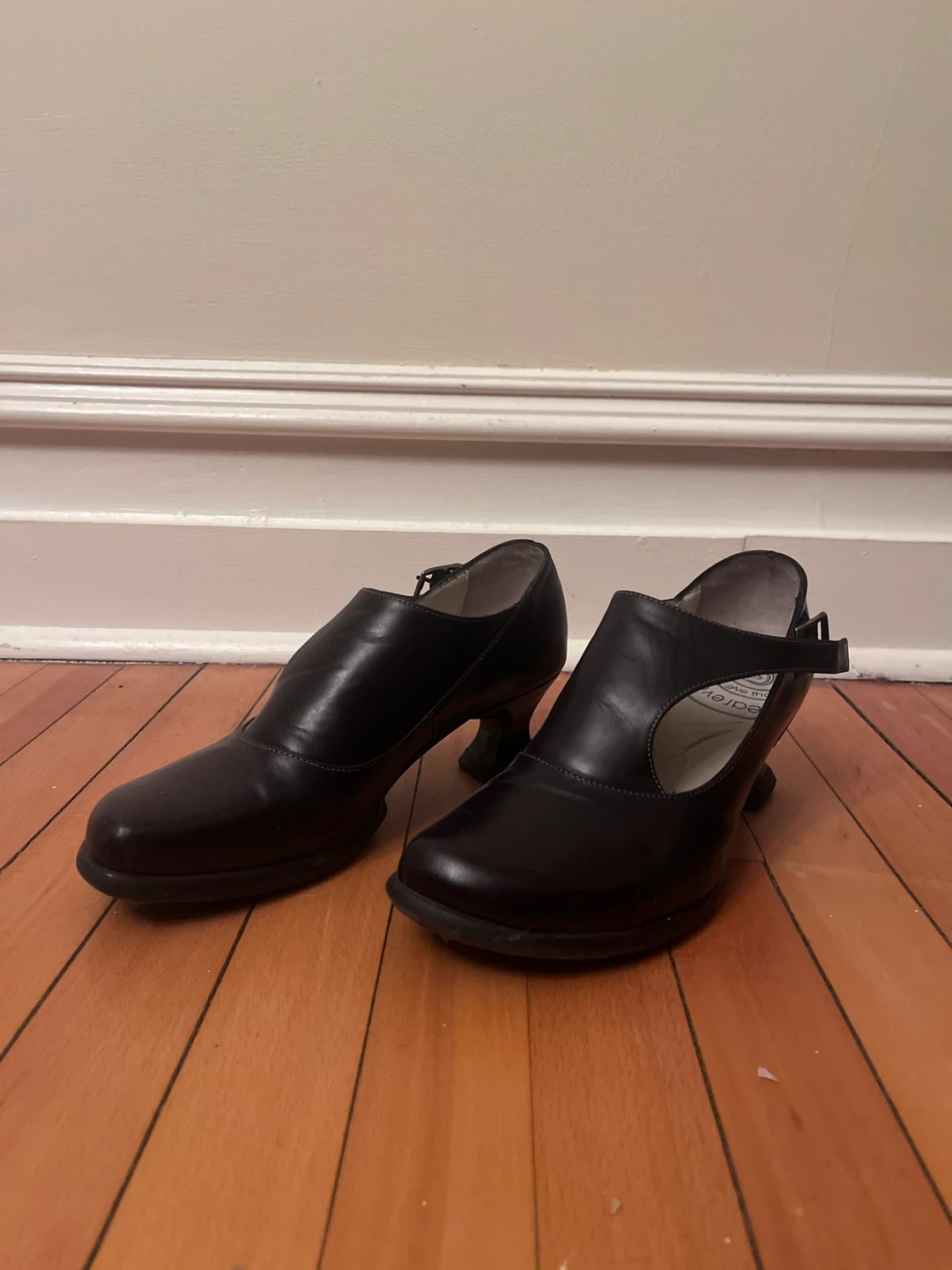 John Fluevog Black Leather Heels – Size 6.5