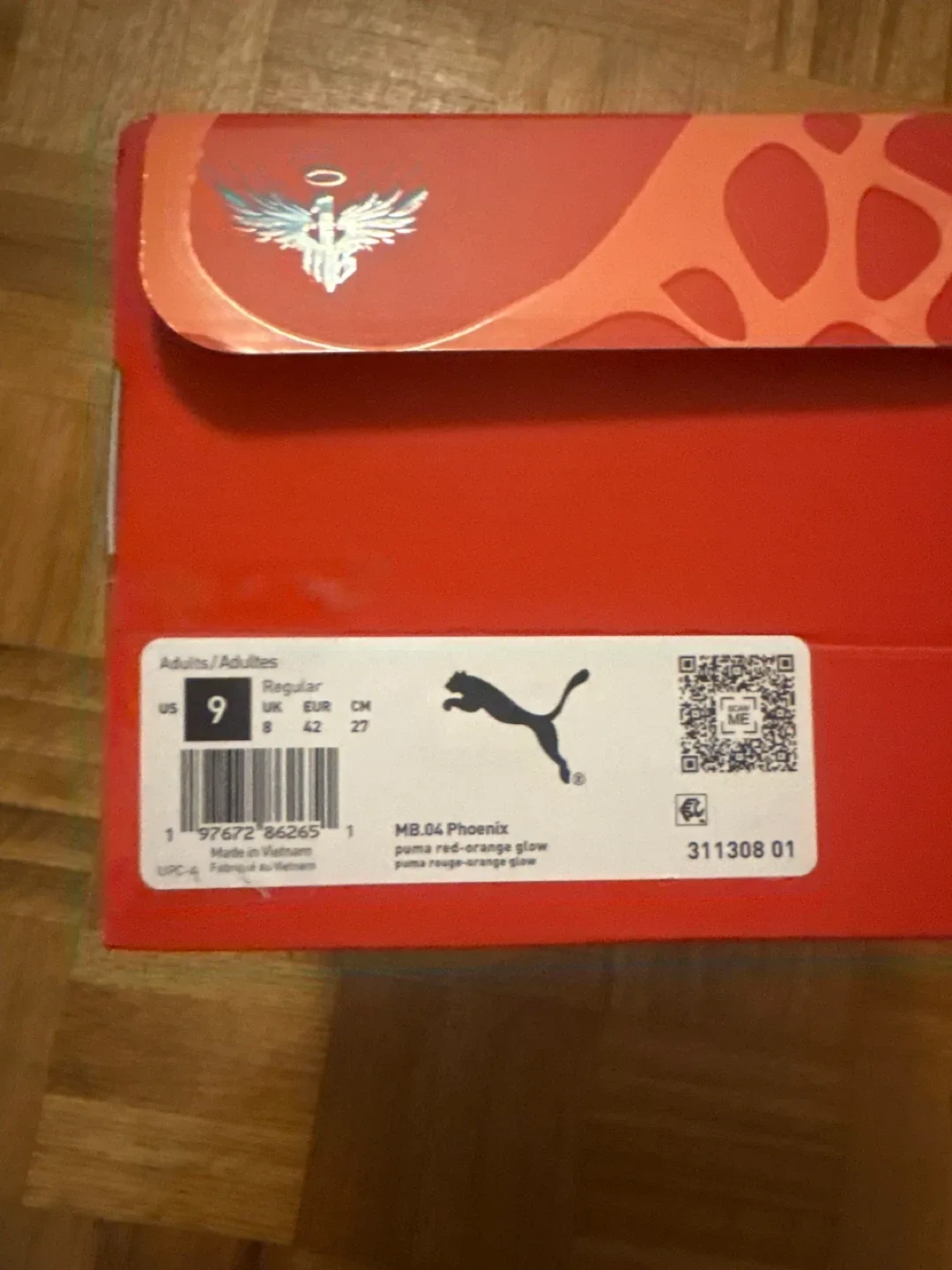 Size 9 phoenix LaMelo Ball basketball shoes. image indicator(6)