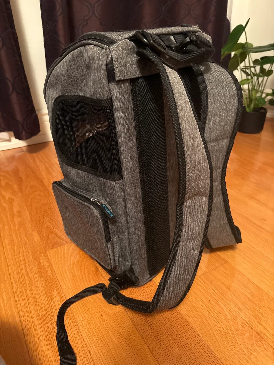 Sherpa 2-in-1 Pet Carrier Backpack - Gray image indicator(4)