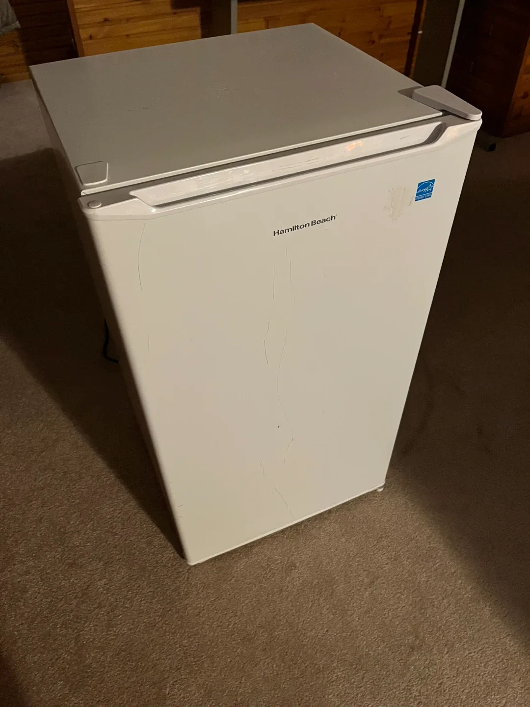 Hamilton Beach Compact White Fridge image indicator(2)