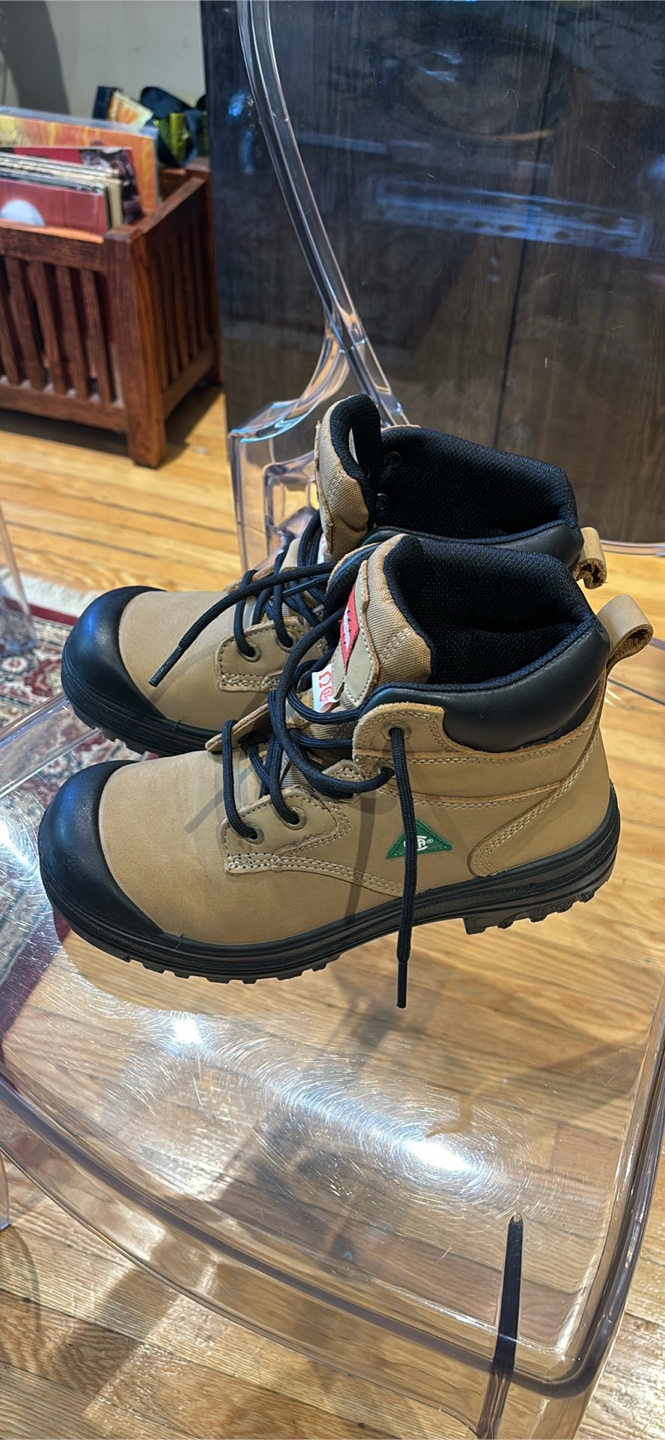 Dakota Aggressor Work Boots - Size 8.5