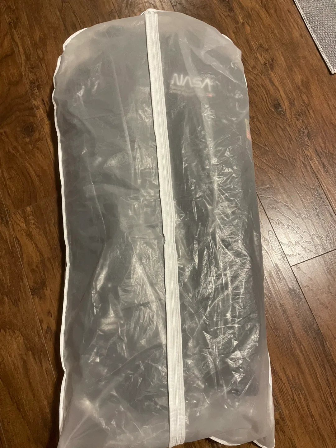 H&M NASA Padded Black Winter Jacket - Size L image indicator(5)