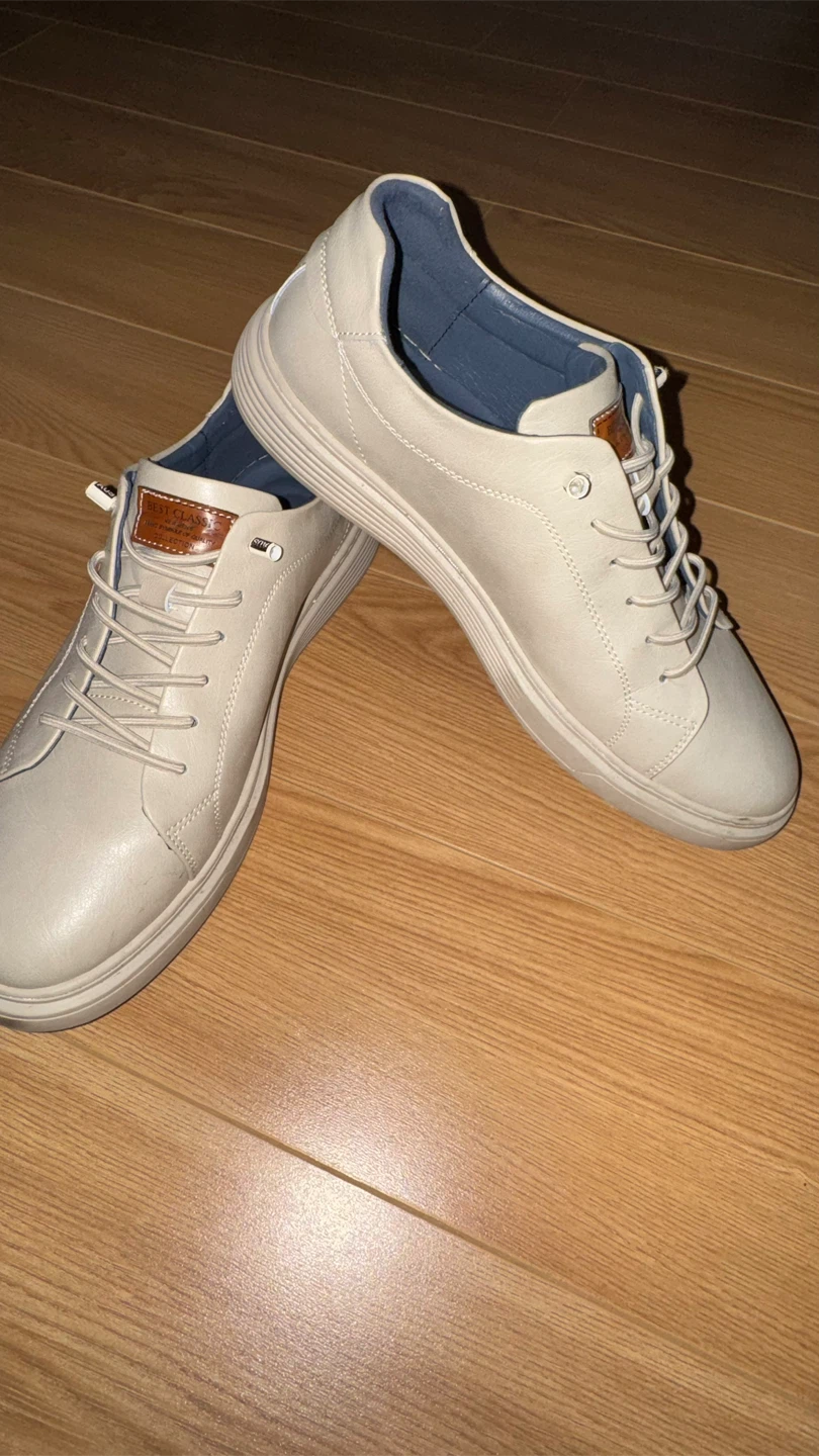 Best Classic Men's Sneakers - Size 11