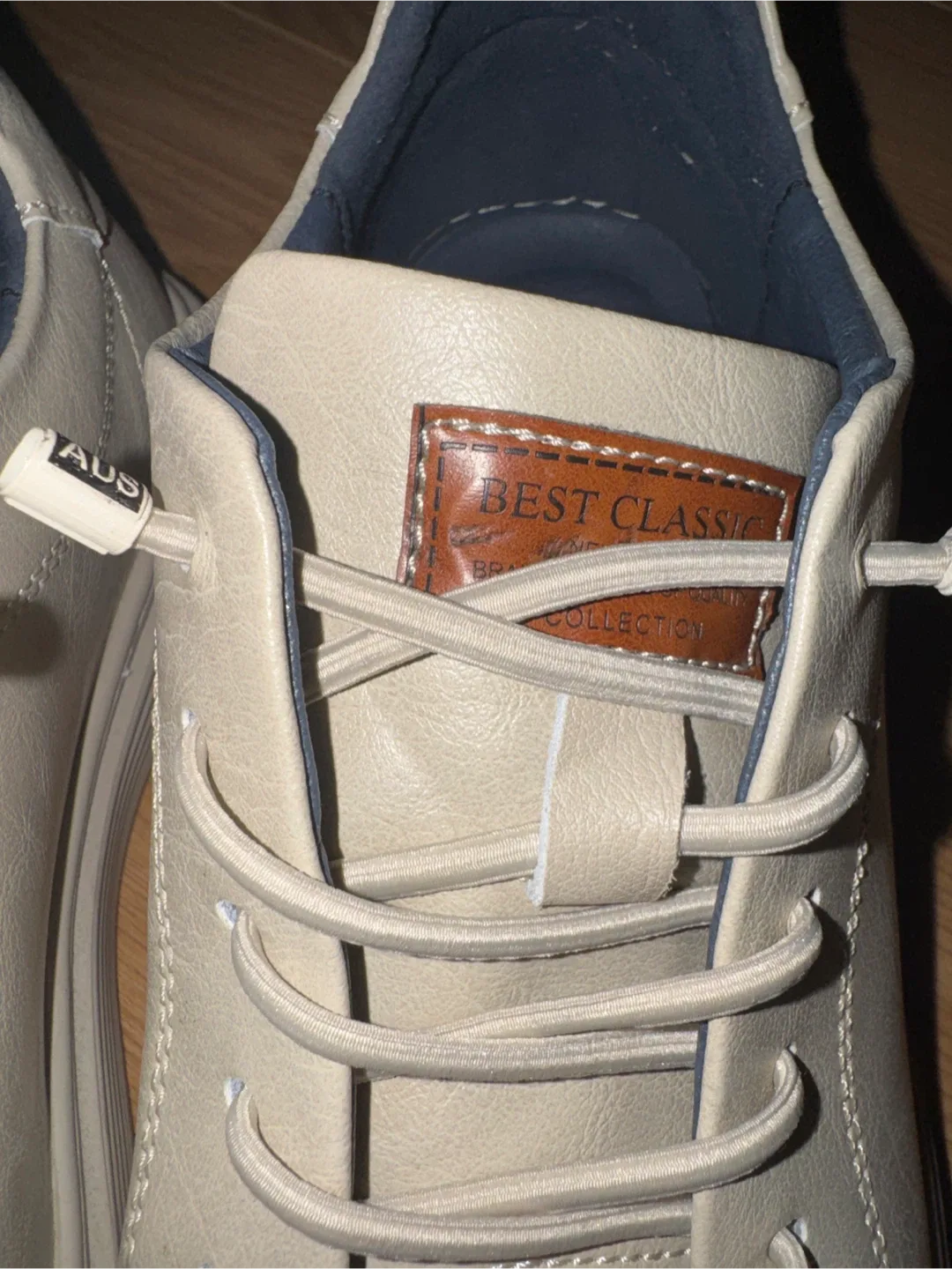 Best Classic Men's Sneakers - Size 11 image indicator(7)