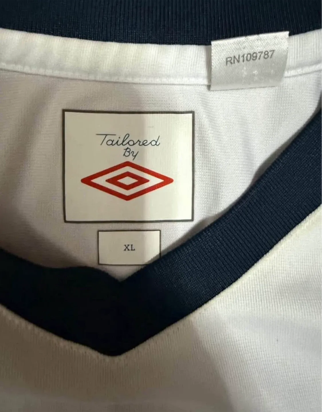 New York Cosmo jersey - men’s xl image indicator(4)