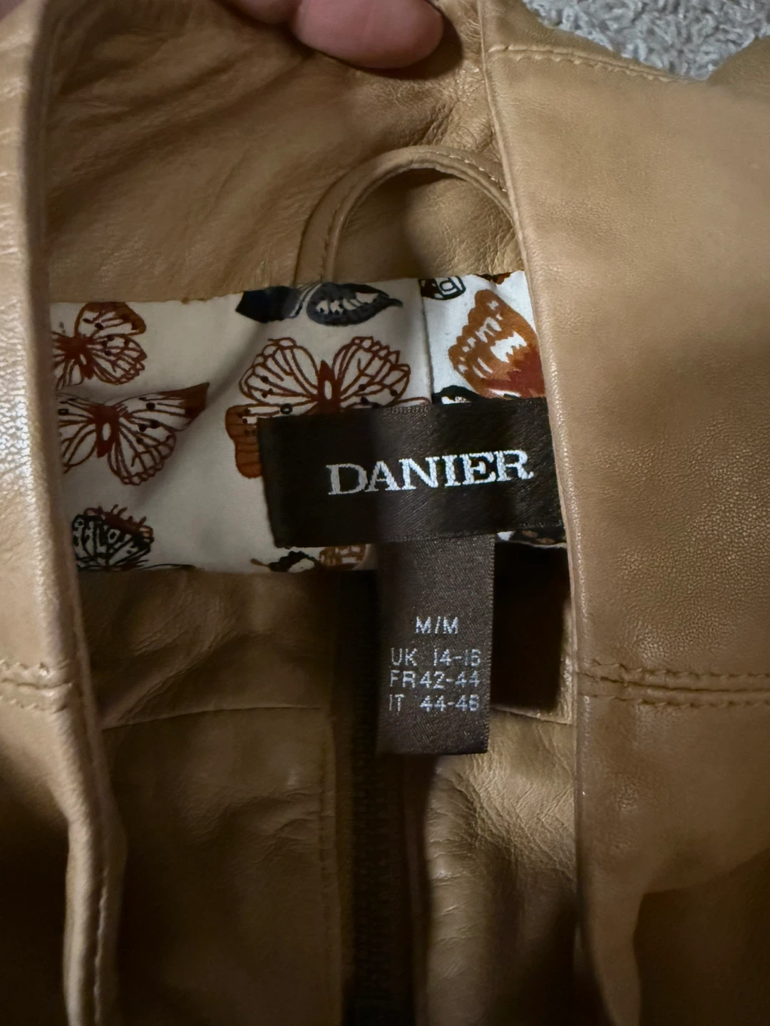 Vintage Danier Leather Jacket - Size M - photo 3