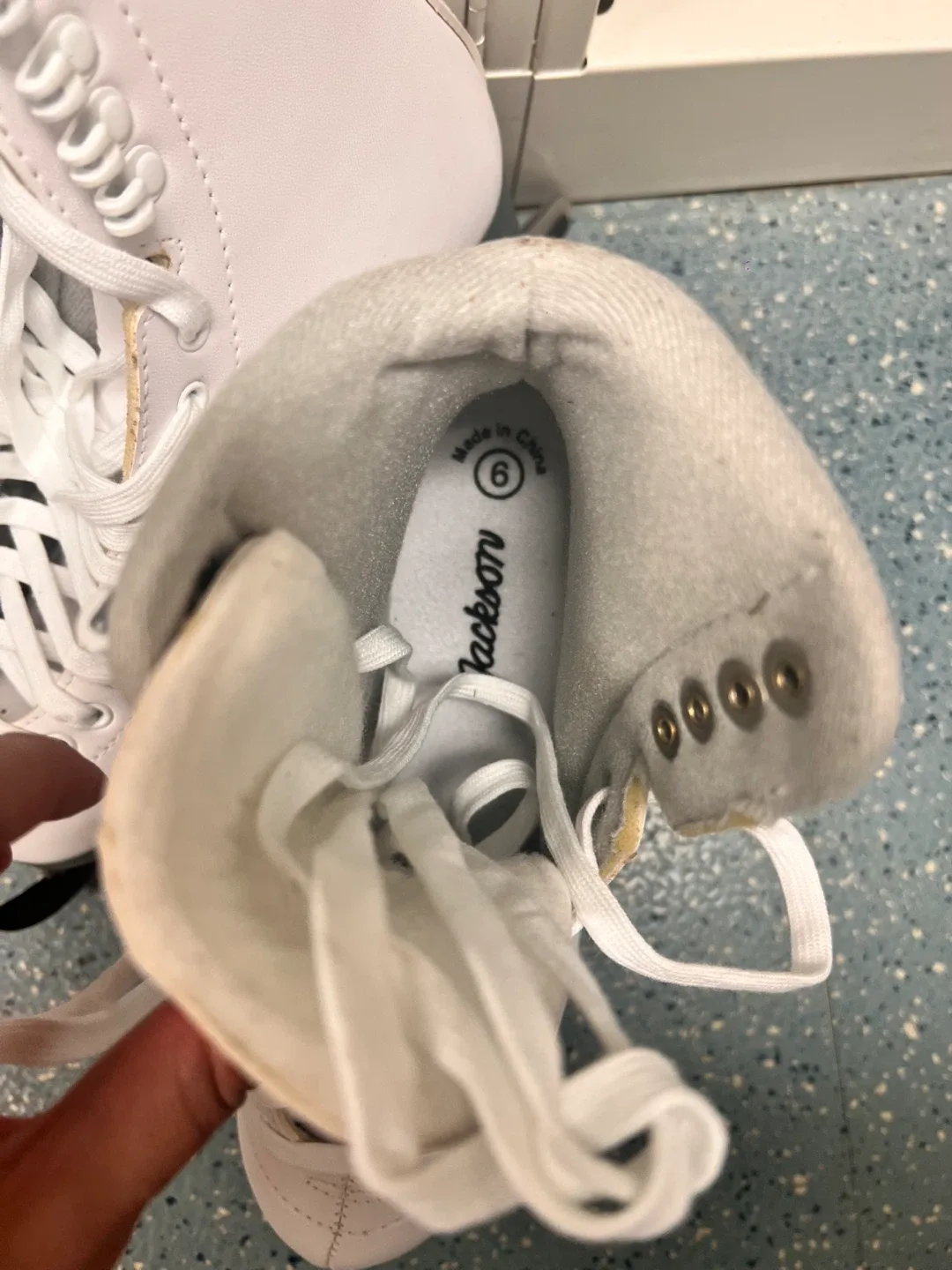 Jackson White Figure Skates - Size 6 image indicator(4)