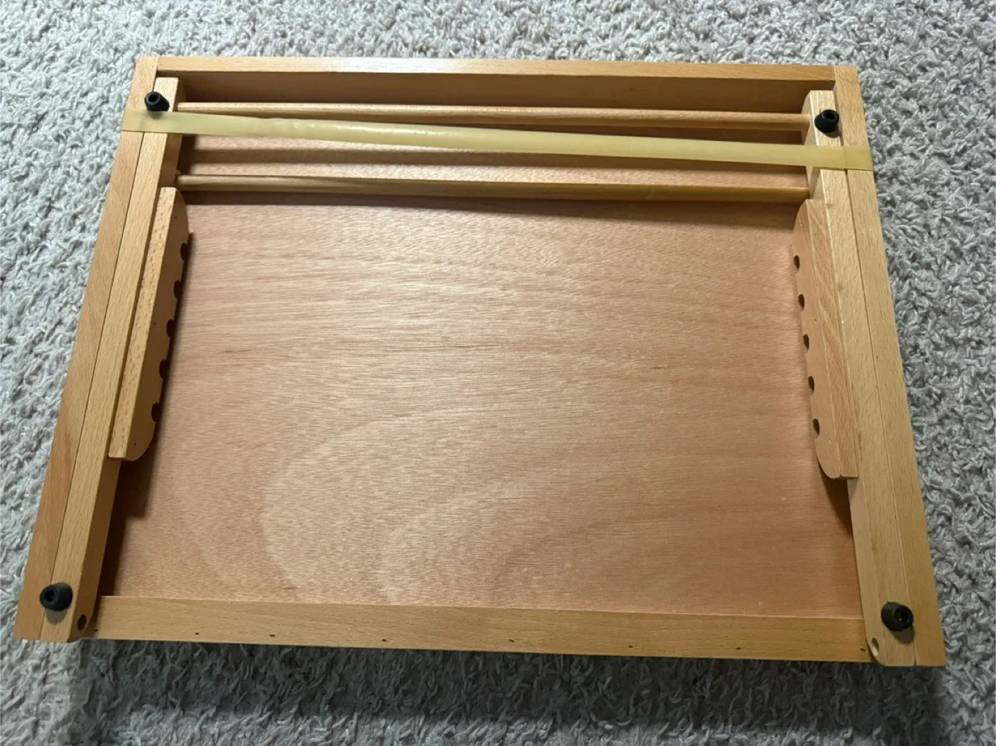 Mont Marte Professional Series Wooden Sketch Board image indicator(2)