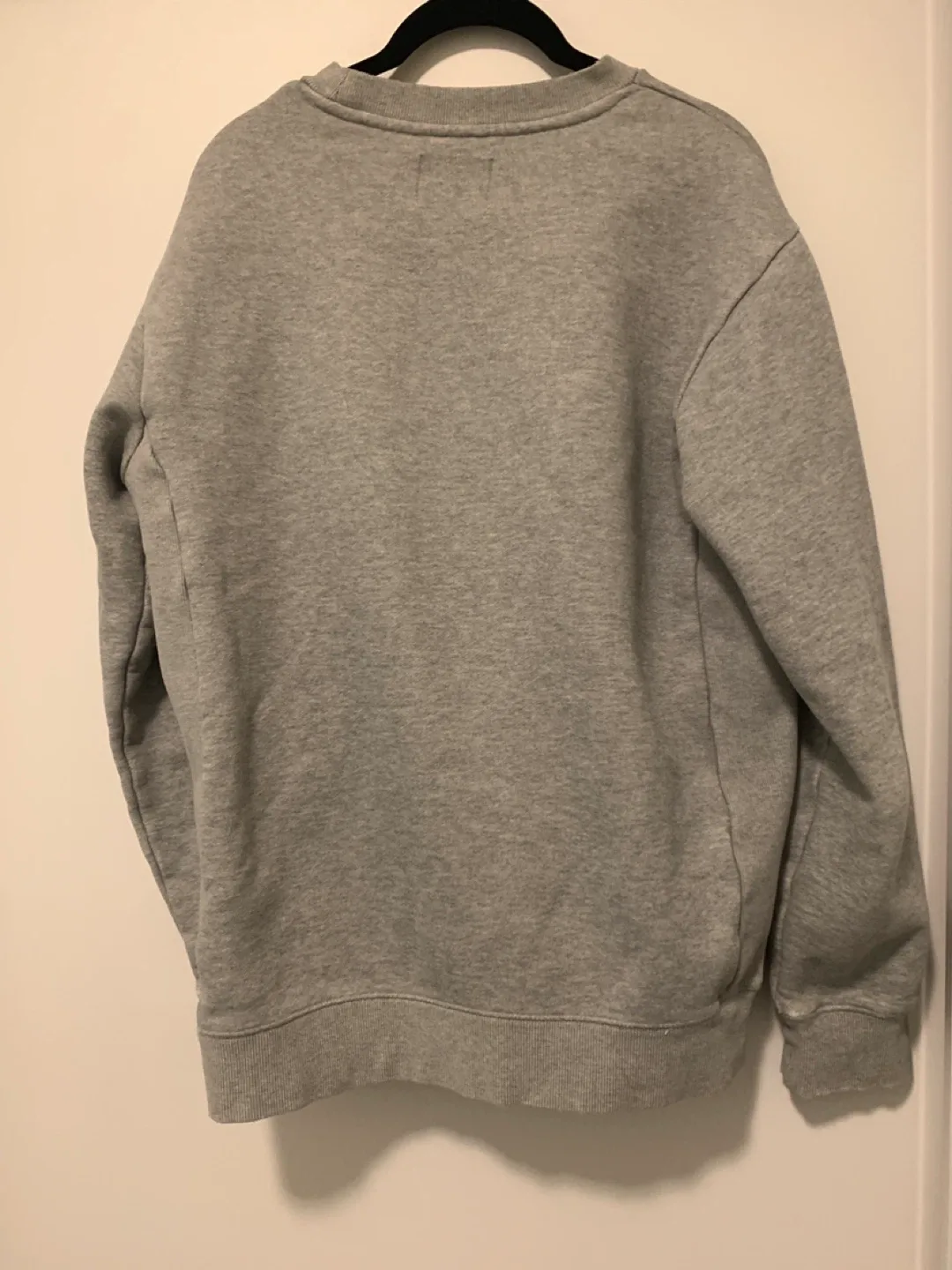 Zine Grey Sweatshirt - Size L image indicator(2)