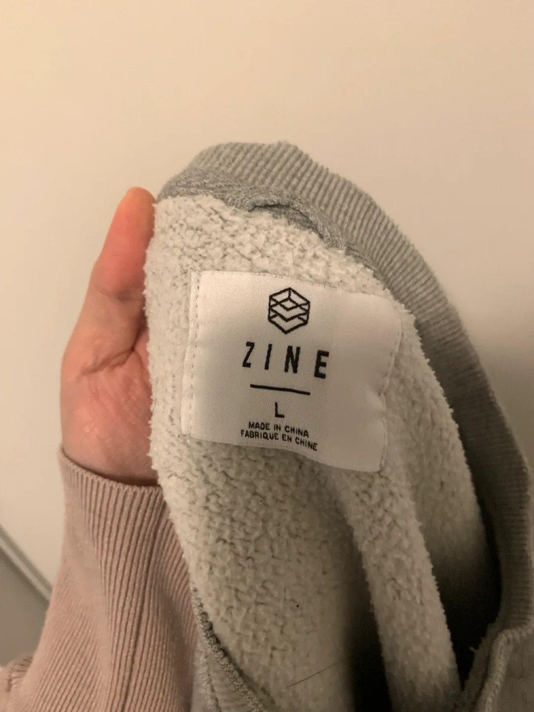 Zine Grey Sweatshirt - Size L image indicator(3)