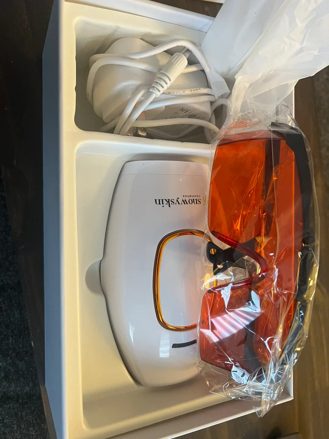 Snowyskin Advanced IPL Hair Removal Handset - New image indicator(2)