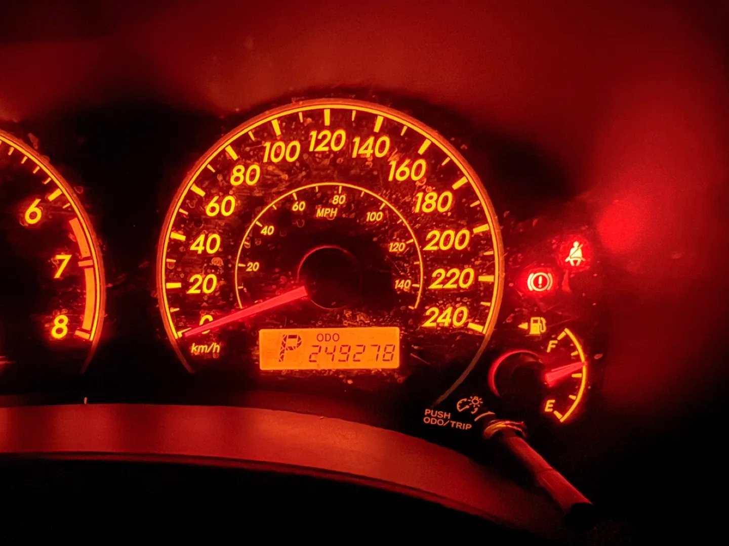 Toyota Corolla - Gold image indicator(8)