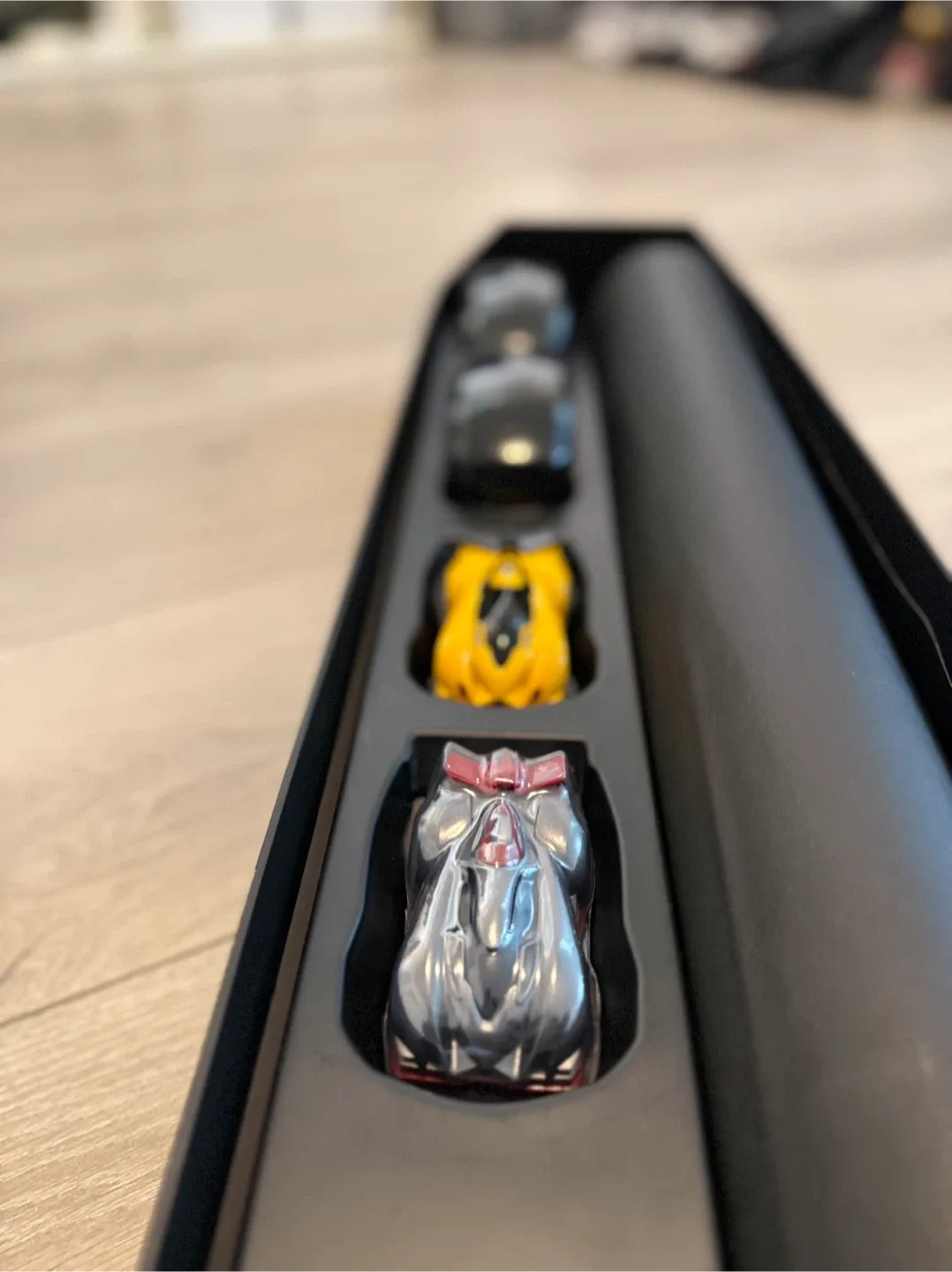 Anki Drive Starter Kit with Box image indicator(2)