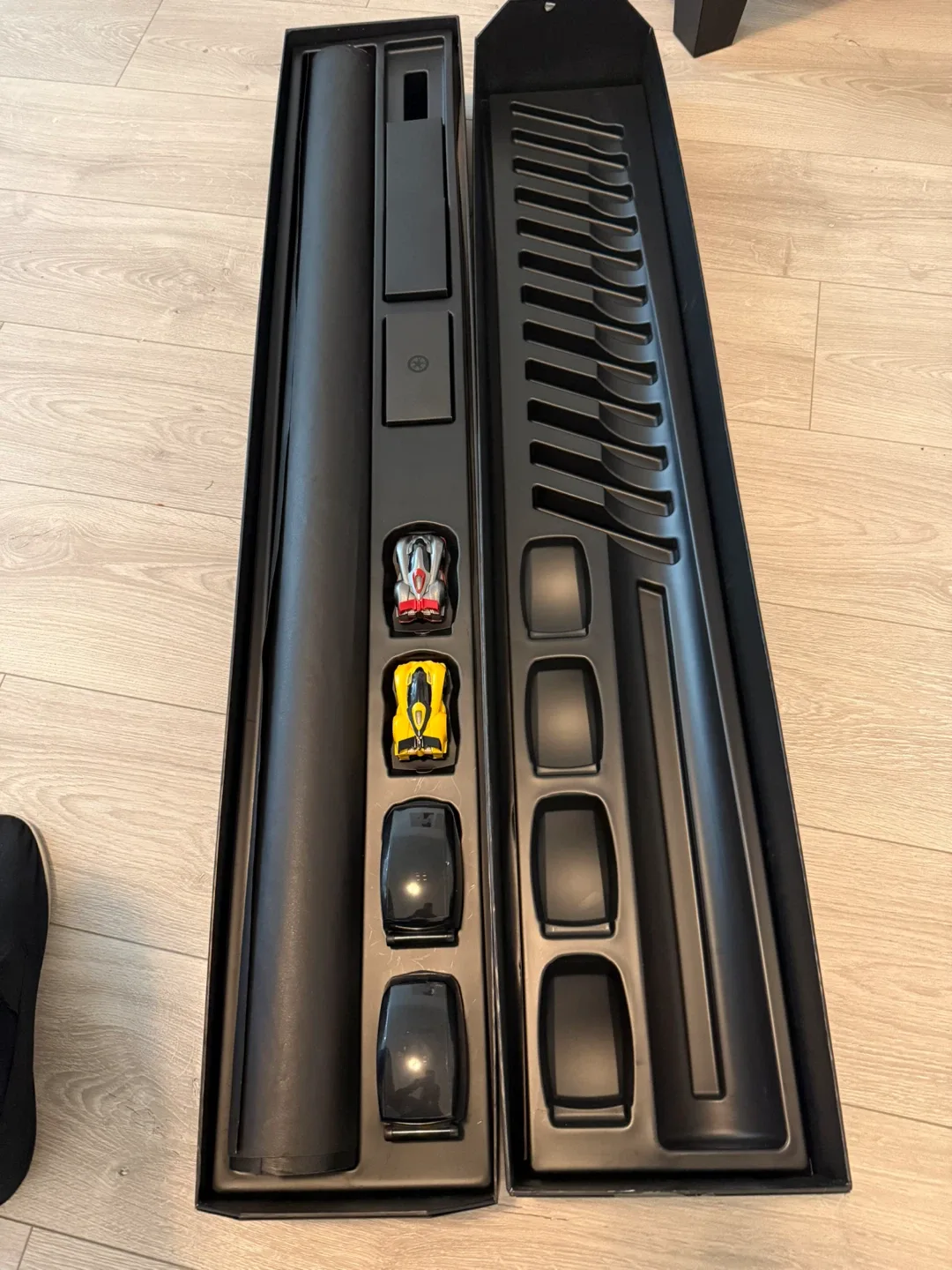 Anki Drive Starter Kit with Box image indicator(5)