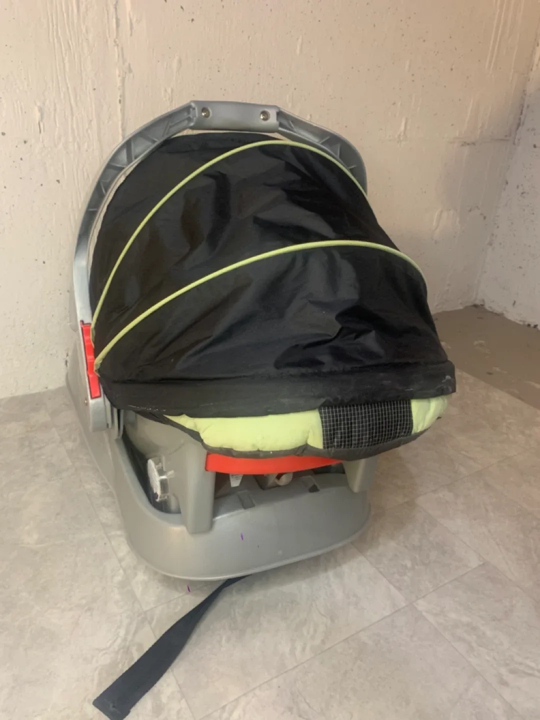 Graco Infant Car Seat - Green baby seats image indicator(9)