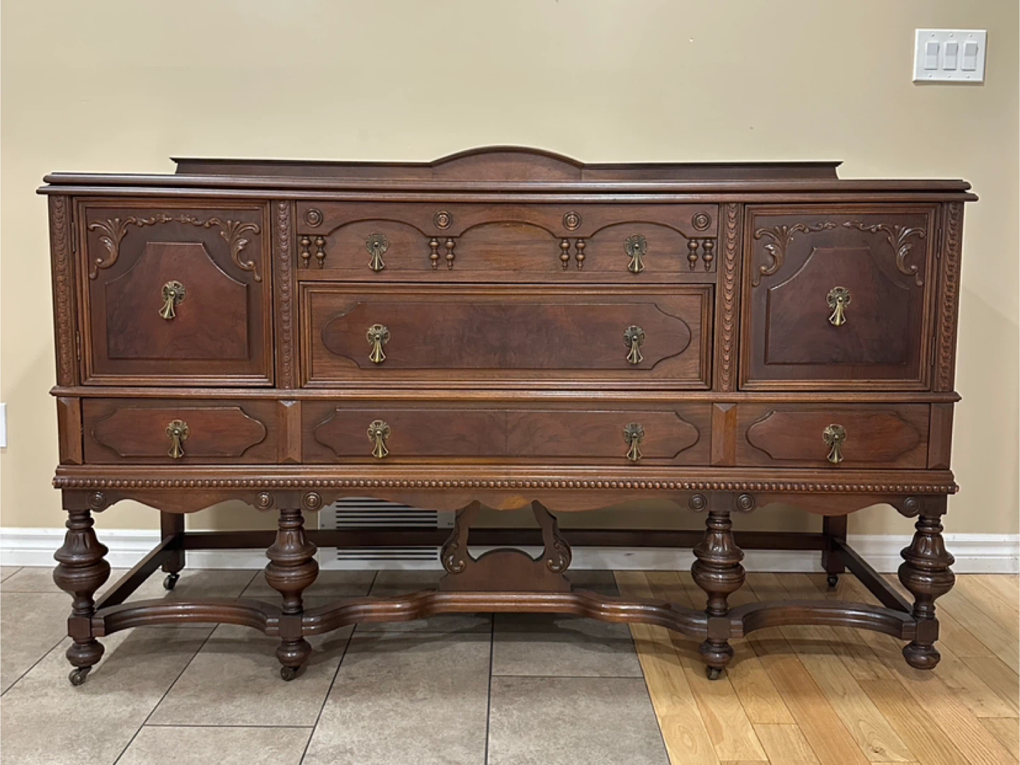 Vintage Spiesz Furniture Walnut Sideboard / Buffet (CAN DELIVER)