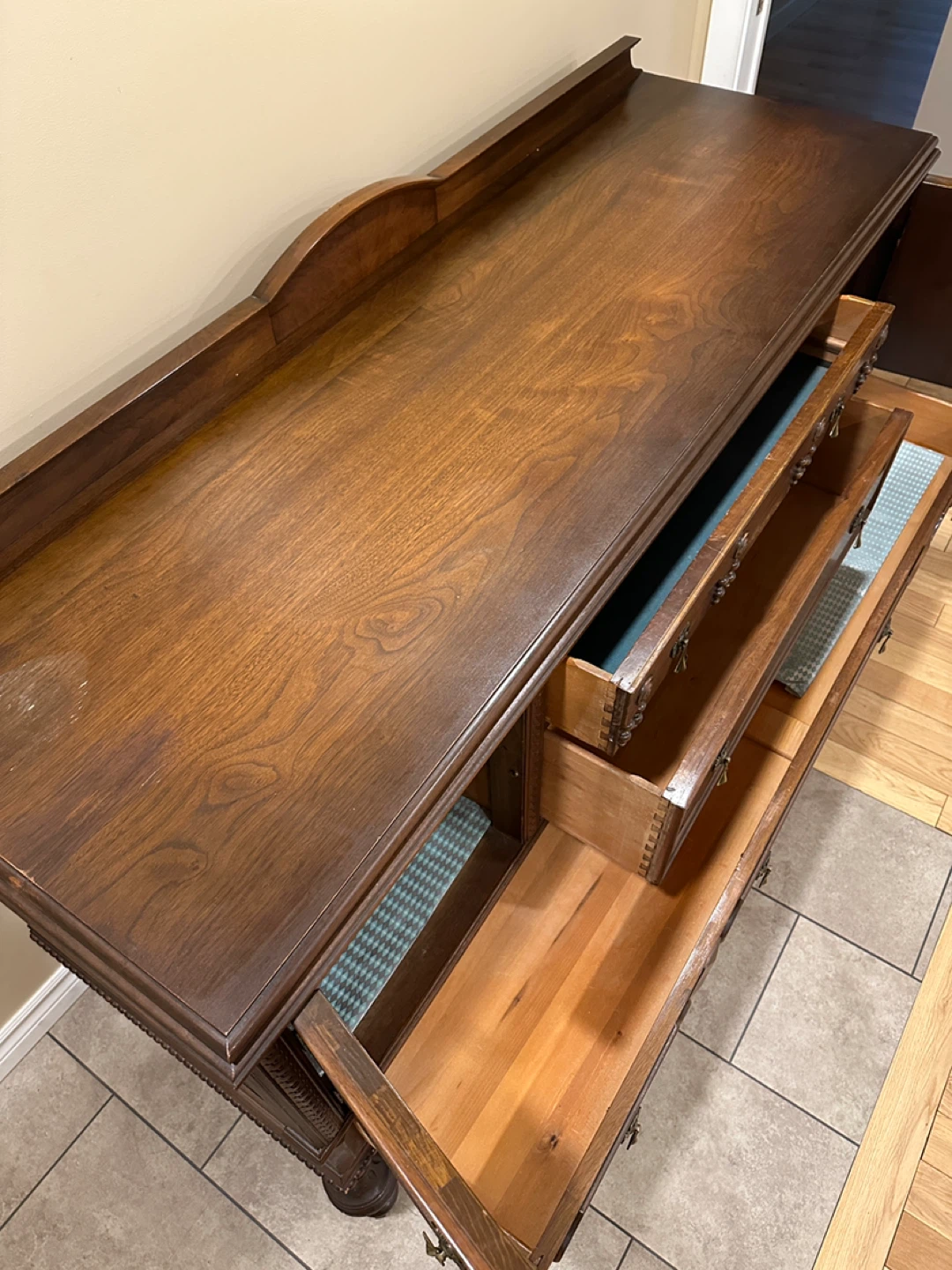 Vintage Spiesz Furniture Walnut Sideboard / Buffet (CAN DELIVER) - photo 5