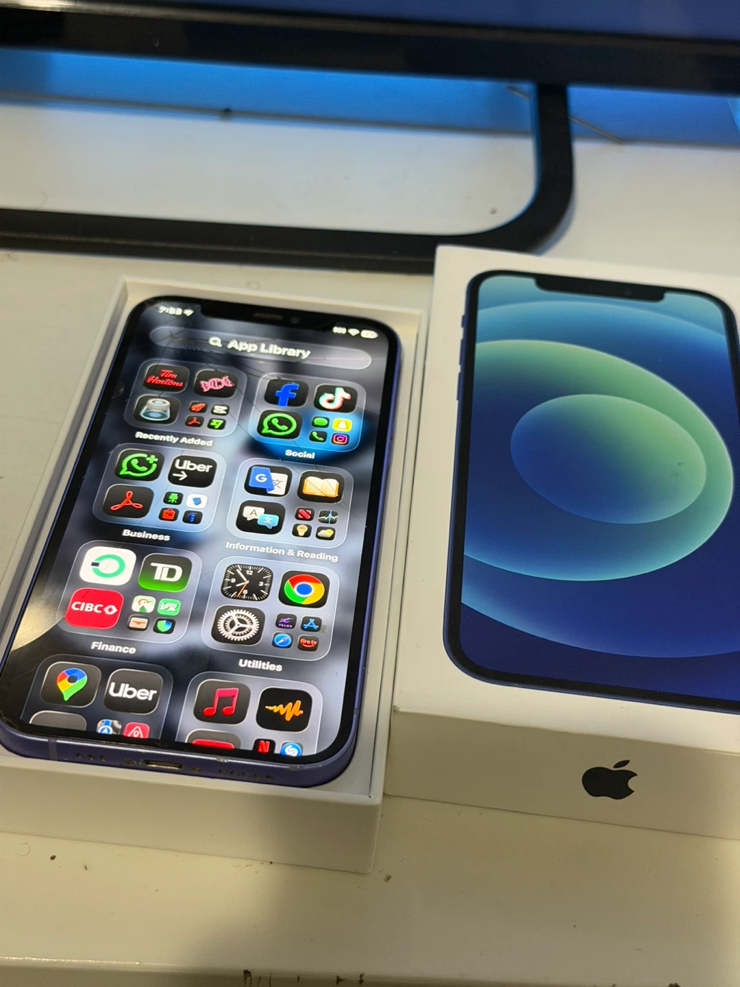 Purple iPhone 12 - photo 5