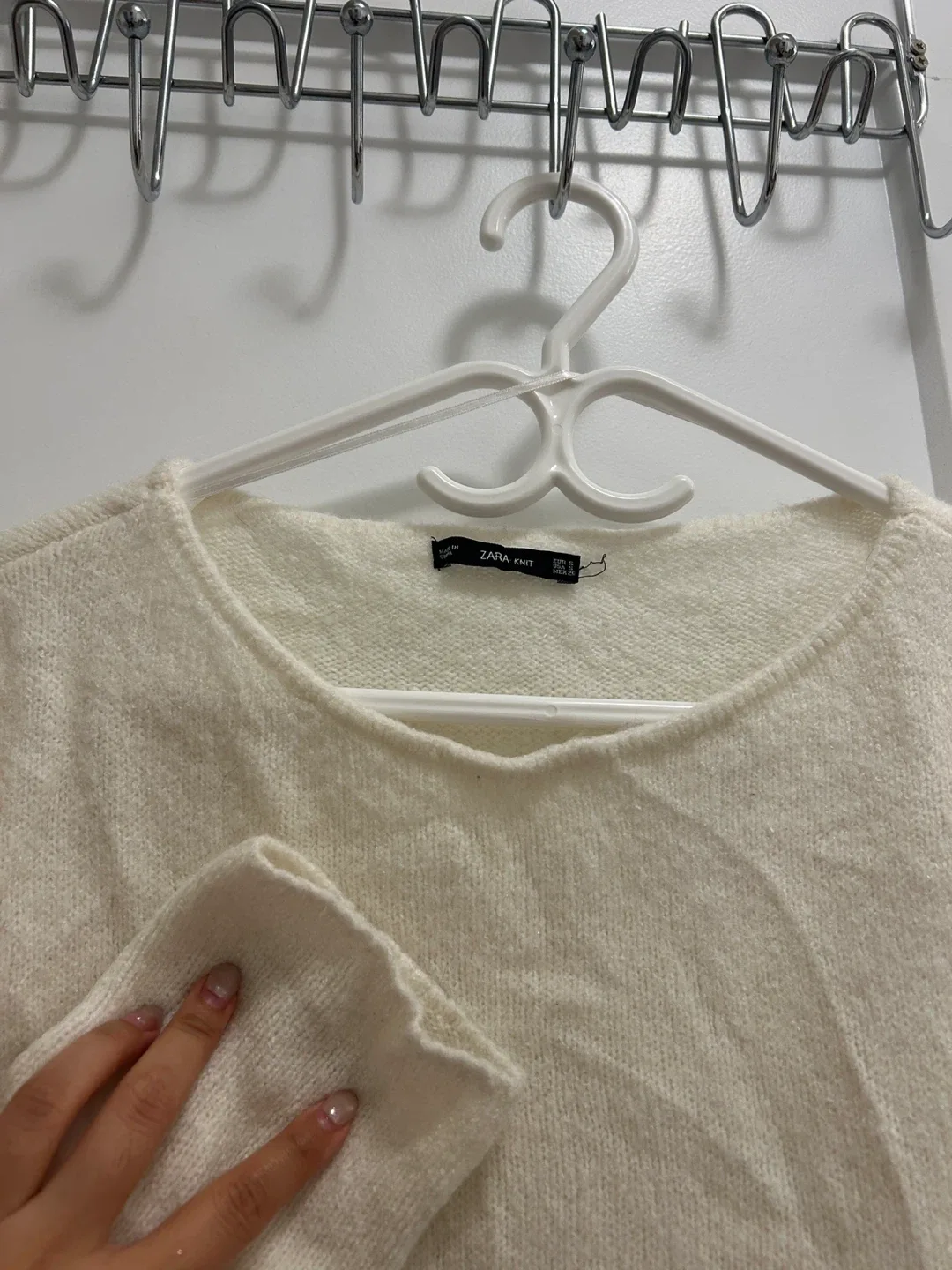 🤍Zara Knit Cream Sweater - Size S image indicator(2)