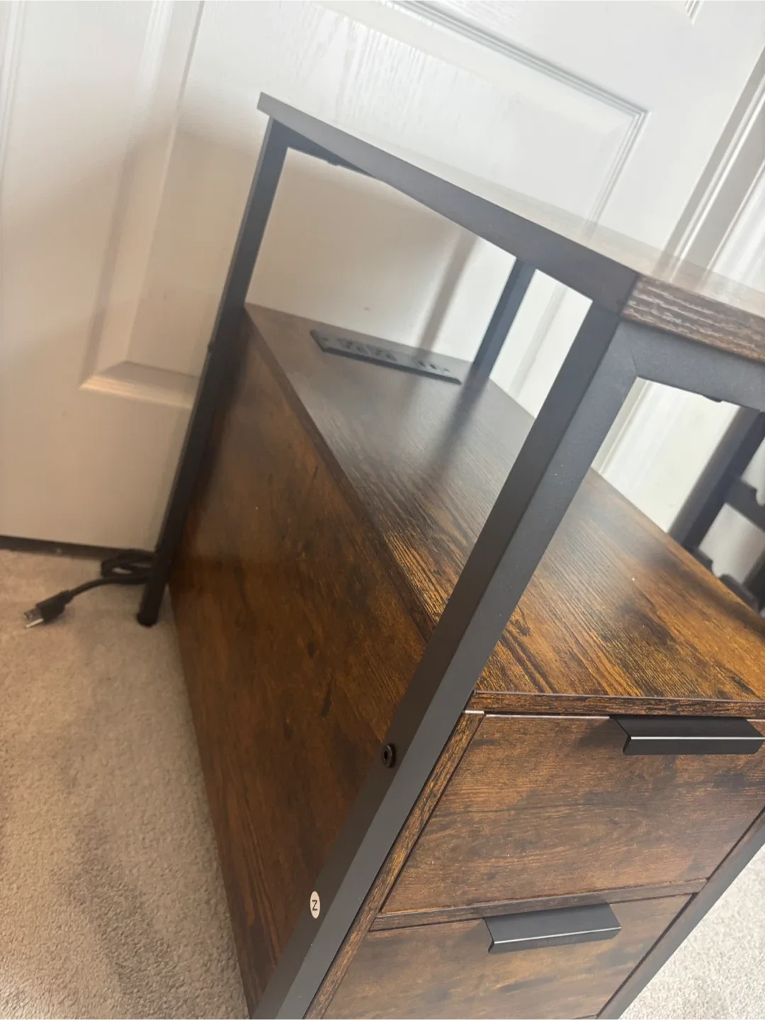 Side Table with Charging Station image indicator(7)