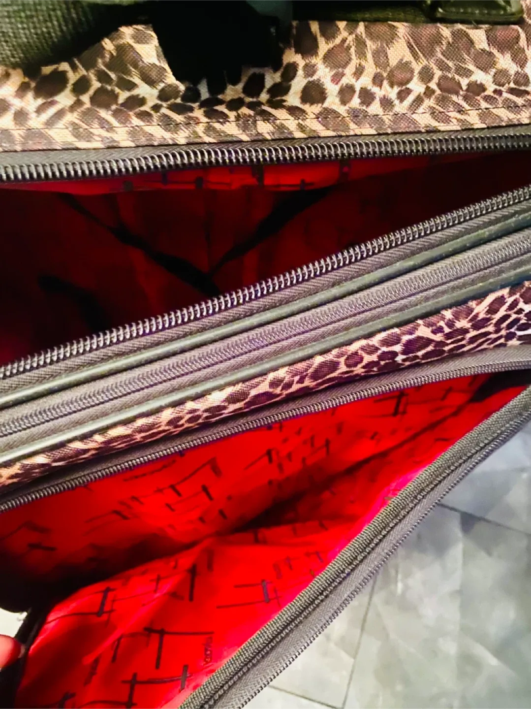Leopard Print Roller Suitcase 🥕 image indicator(8)