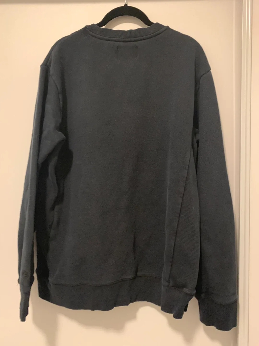 Zine men’s Black Crewneck - Size L image indicator(3)