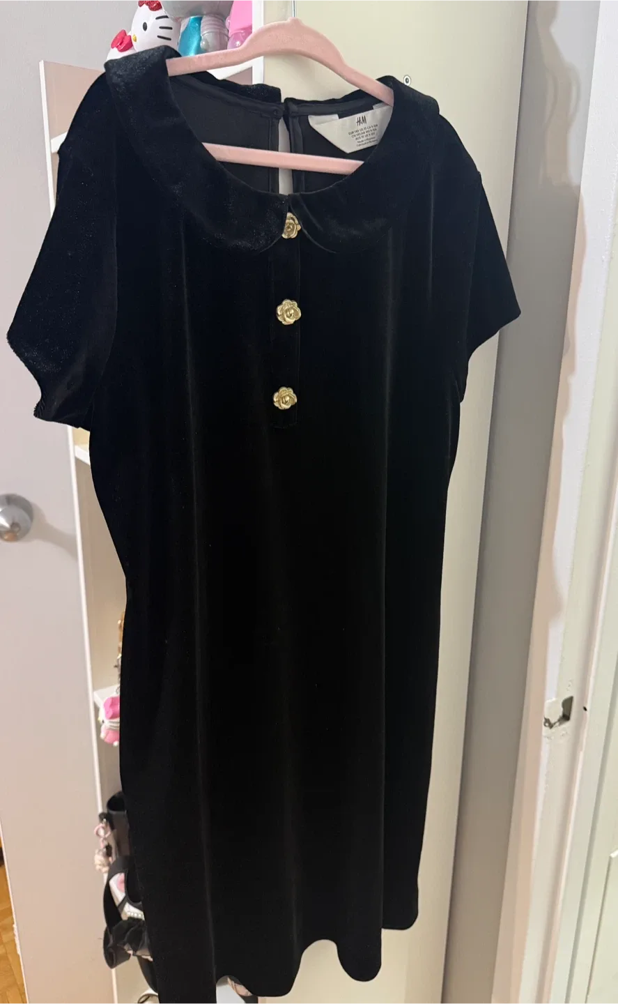 H&M Black Velvet Dress - Size 9-10Y image indicator(2)