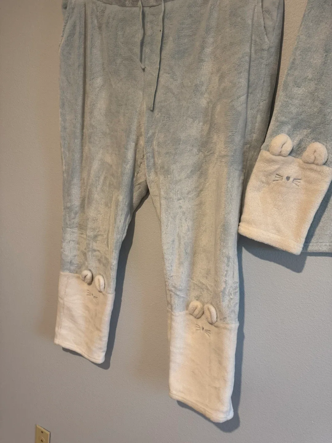 La Vie en Rose XXL Pajama Set image indicator(4)