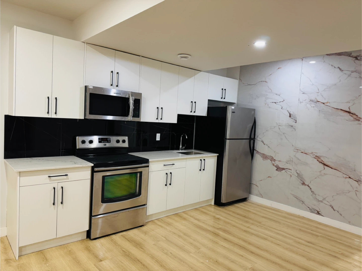 Basement for Rent - photo 4